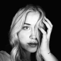 700 - vanessa shelly