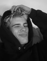 00- Kerah Fitzgerald