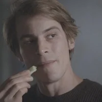 Денис Титов 