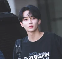 Yoon Jeonghan 