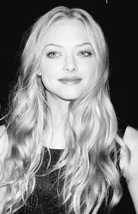 AMANDA SEYFRIED