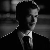 007 Klaus Mikaelson 