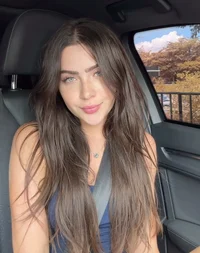 Isabela Navarro 