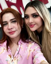 Arigameplays y molly