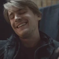 Денис Титов