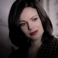 01 - Regina Mills