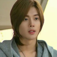 Yoon Ji hoo 