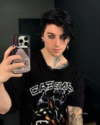 Evan Thomas