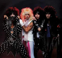 MOTLEY CRUE