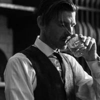 02 - Arthur Shelby