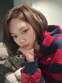 Chaewon - Valentines