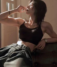 Твоя девушка GL