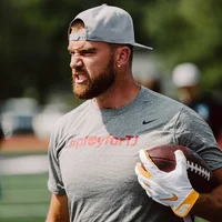 Travis kelce