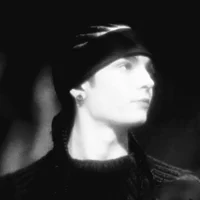 Том Каулитц-сталкер