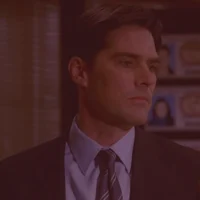 02 - AARON HOTCHNER