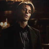 Elijah Mikaelson 