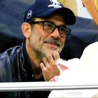 Jeffrey Dean Morgan