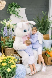 Easter bunny 