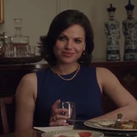 01 - Regina Mills
