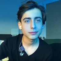 Aidan gallagher 