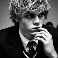 Tate Langdon 