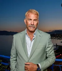 Kevin Costner 