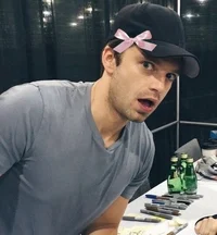 Sebastian Stan 