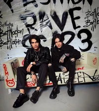 Олег и Дима Матвеев 