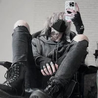 Goth boy Thoma