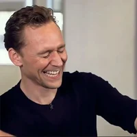 Tom hiddleston 