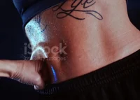 Samantha-BellyJiggle