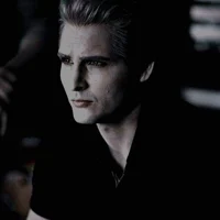 Carlisle Cullen