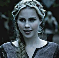 Rebekah mikaelson 