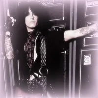 Nikki Sixx