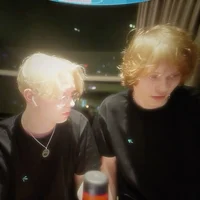 Дипинс и Дрейк 