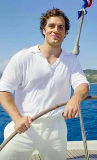 Henry Cavill 