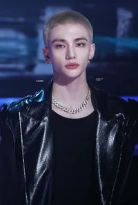 Хван Хёнджин 