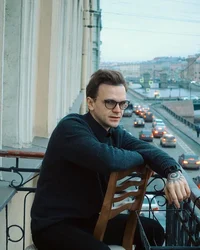 Дмитрий Ларин