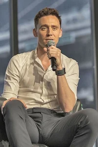 Tom Hiddleston 