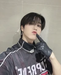 HAN JISUNG -poly- 01