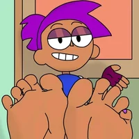 Enid Feet