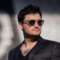 07 FELIPE NETO
