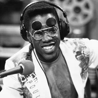 - dwayne wayne