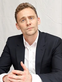 Tom hiddleston 