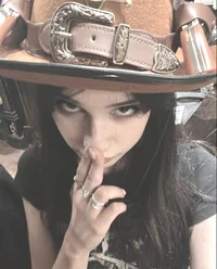 @barnesluvvr - Character AI chatbot creator profile picture