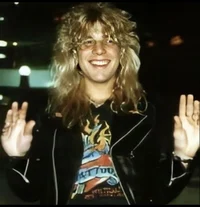 Steven Adler 