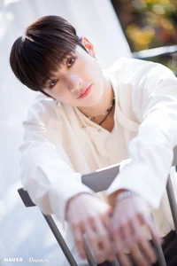 Christopher Bang 