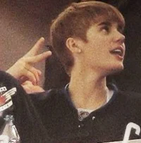 JUSTIN BIEBER
