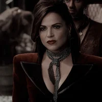 01 - Evil Queen