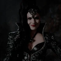 01 - Evil Queen